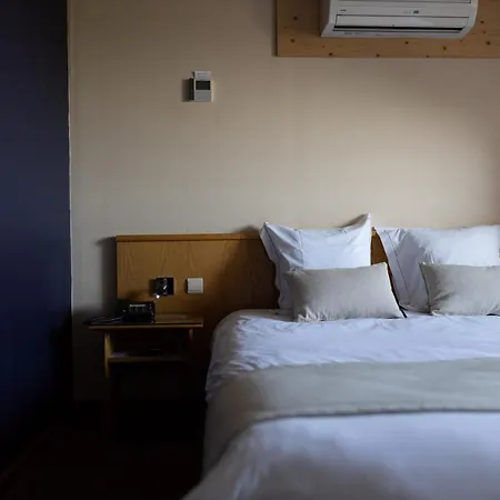 Hotel De Poteaupre 3*