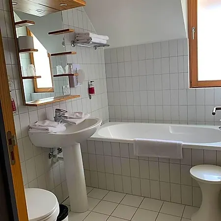 Hotel De Poteaupre 3*