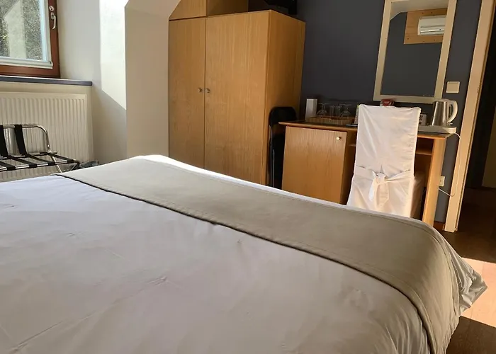 Hotel De Poteaupré 3*